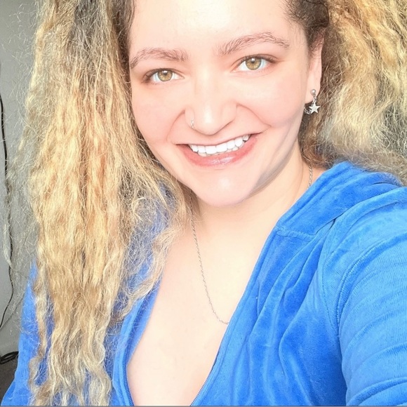 Hι, I’ɱ Hσɳҽყ!🍯✨ - Picture 1 of 1